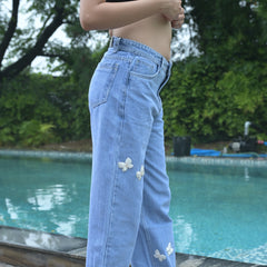 Women’s Light Blue Floral Embroidered Jeans – Trendy Straight Fit Denim