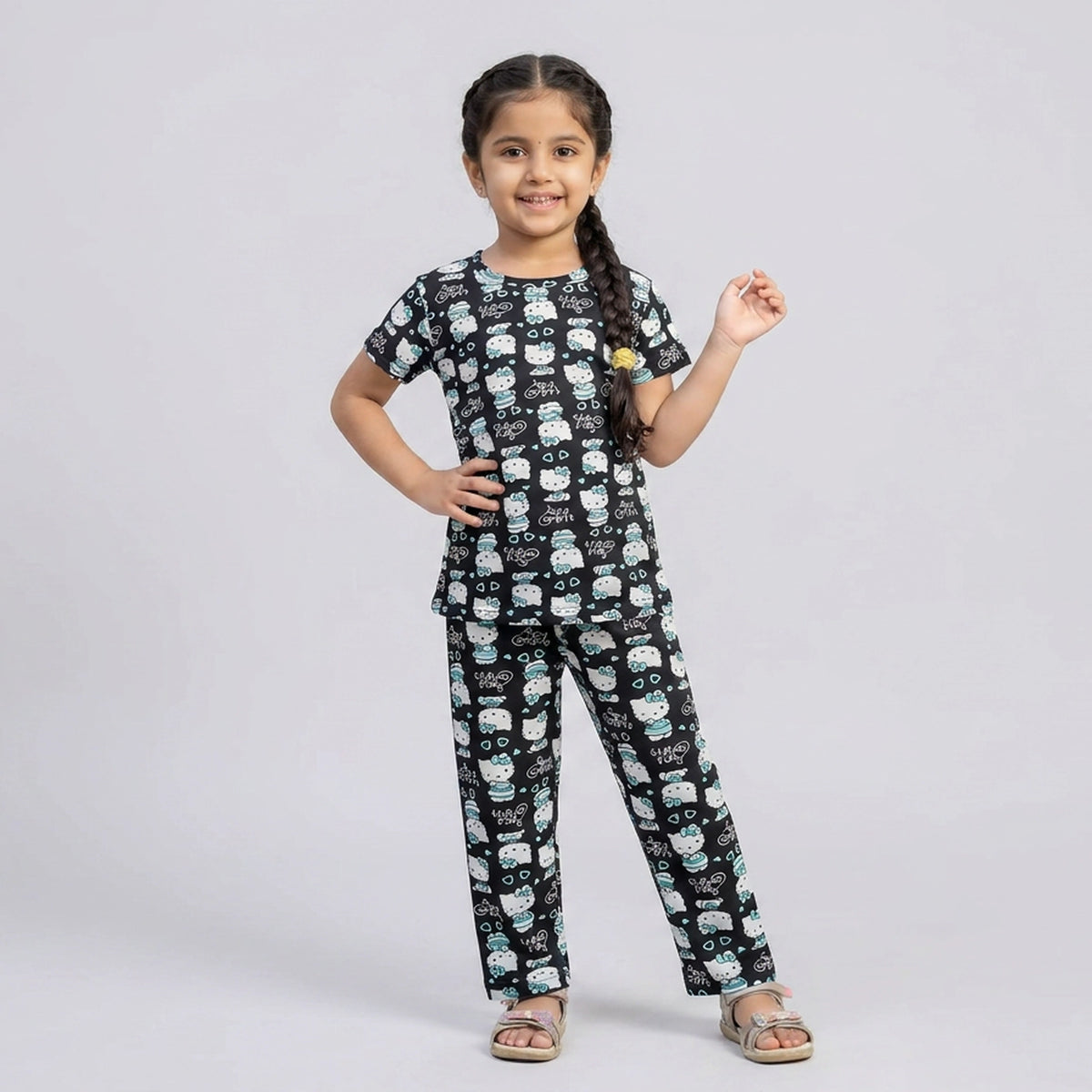 Girls Black Kitty Character Print Cotton T-Shirt & Pyjama Set