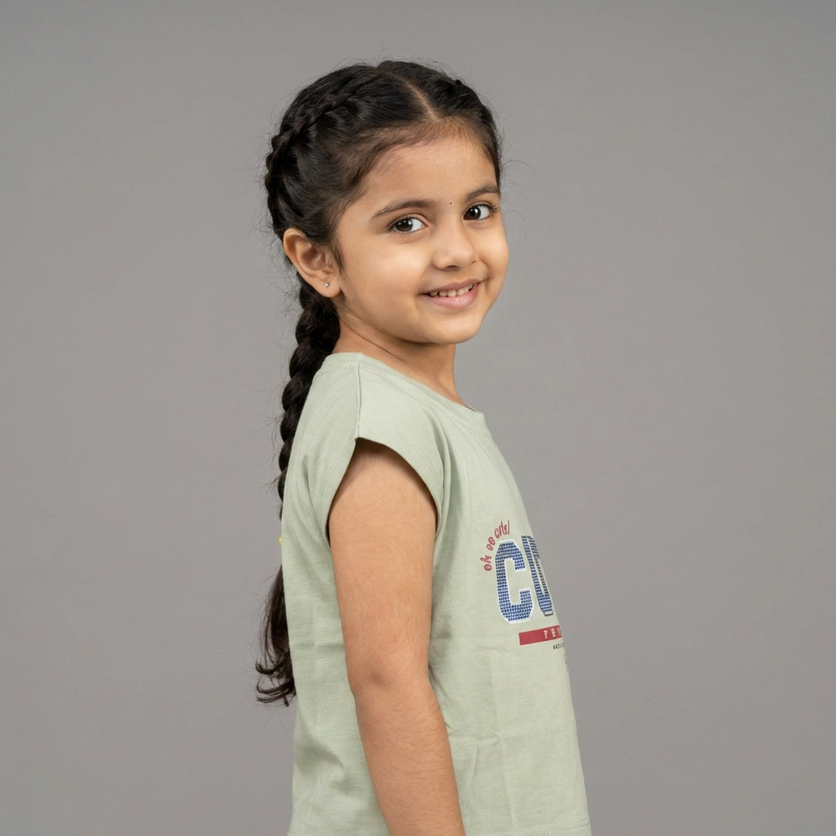 Girls  Graphic Print Cotton T-Shirt pair with Typography Design