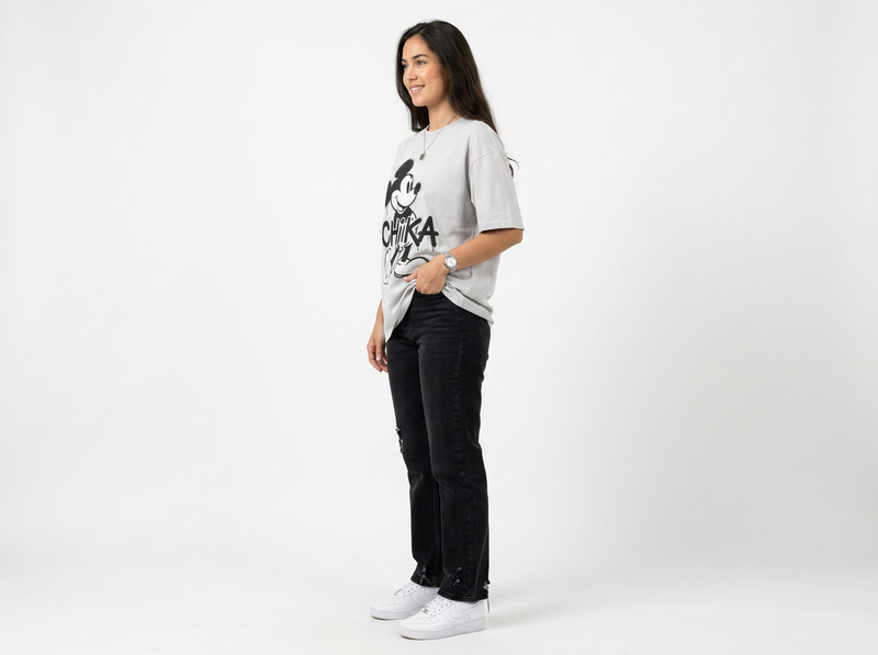 Women's Oversized T-Shirt – Winking Mickey Graphic Print