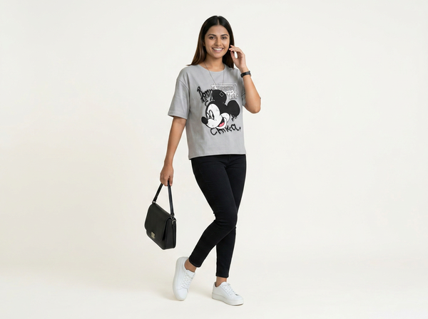 Women's Oversized T-Shirt – Winking Mickey Graphic Print