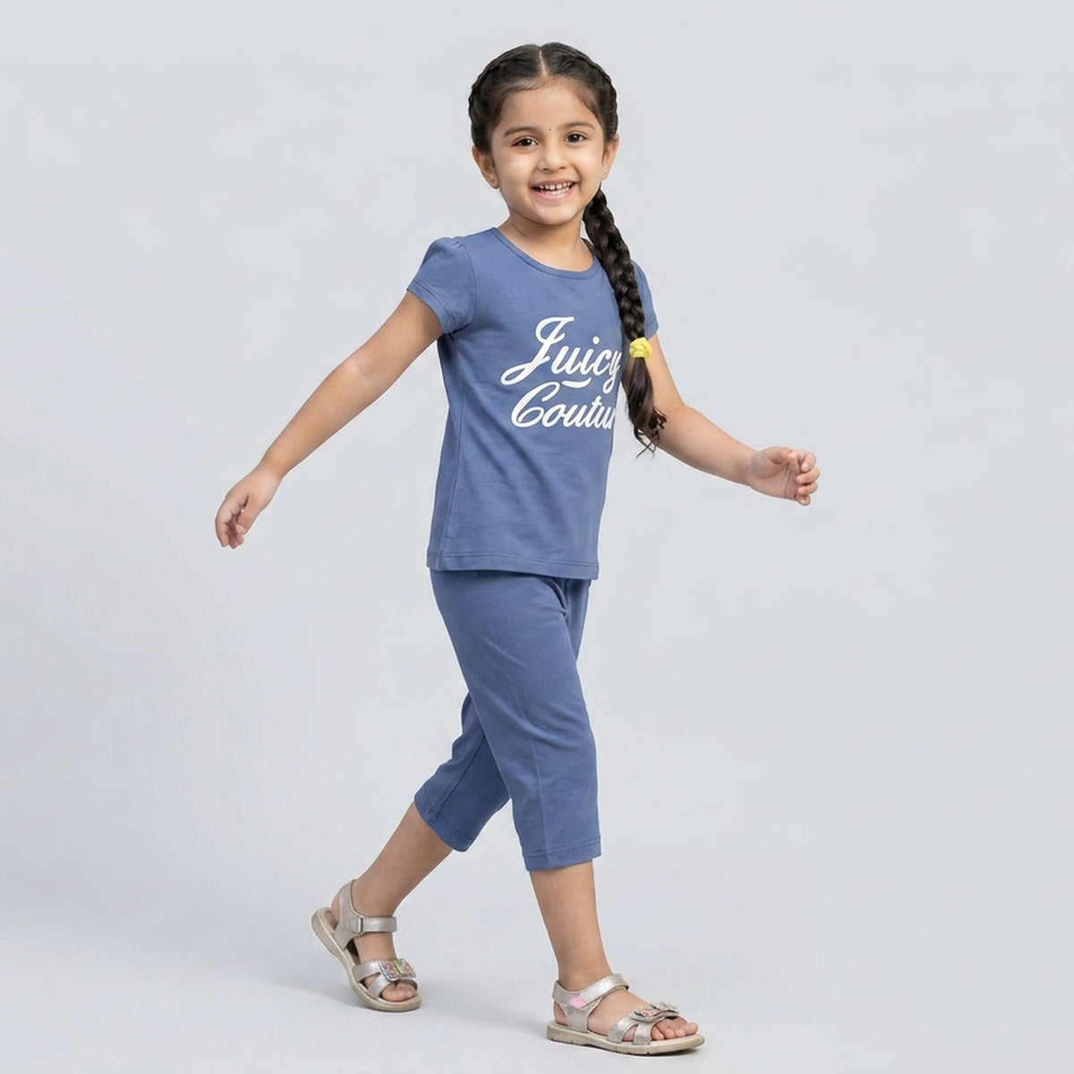 Girls Blue Graphic Print Cotton T-Shirt with Capri Pants Set