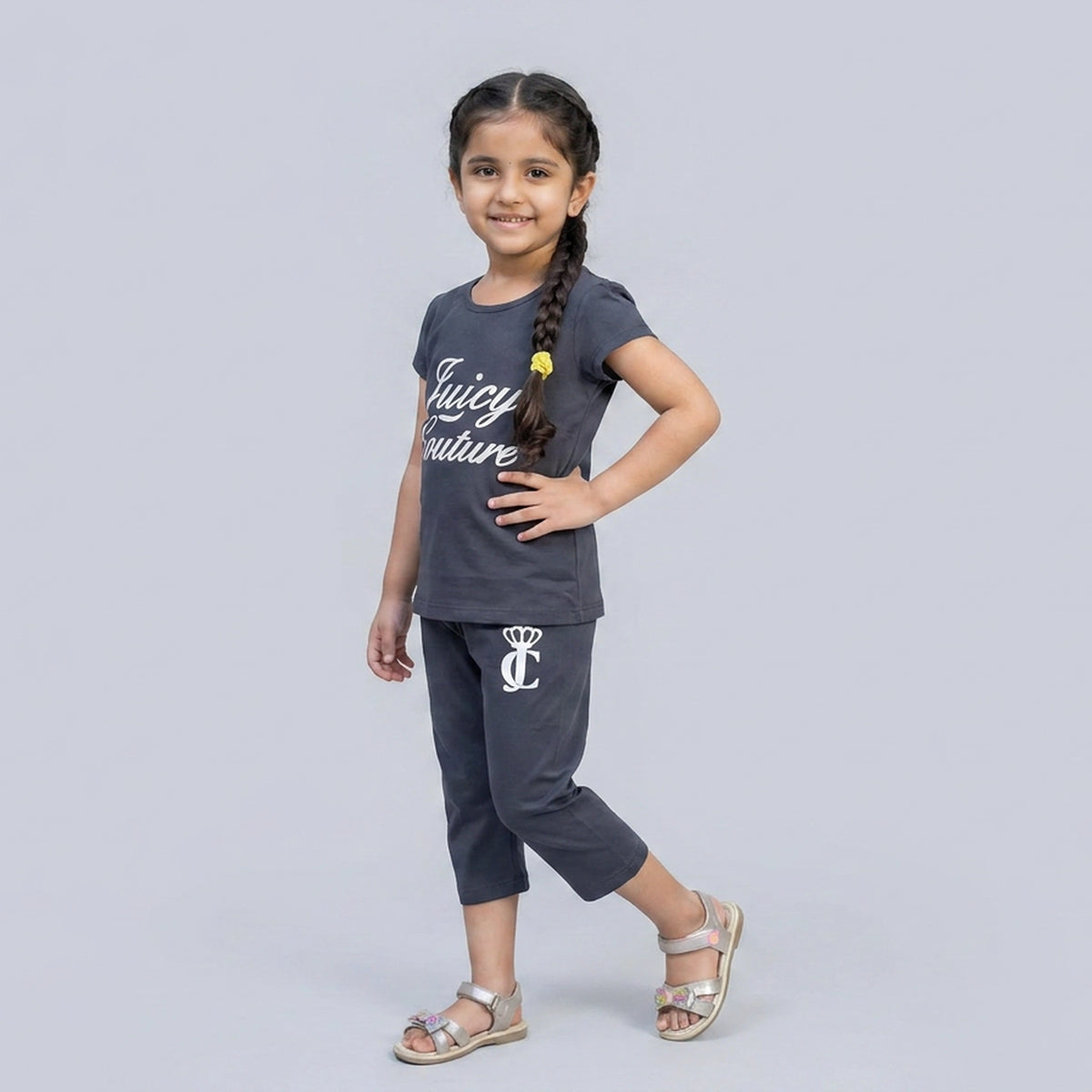 Girls Blue Graphic Print Cotton T-Shirt with Capri Pants Set