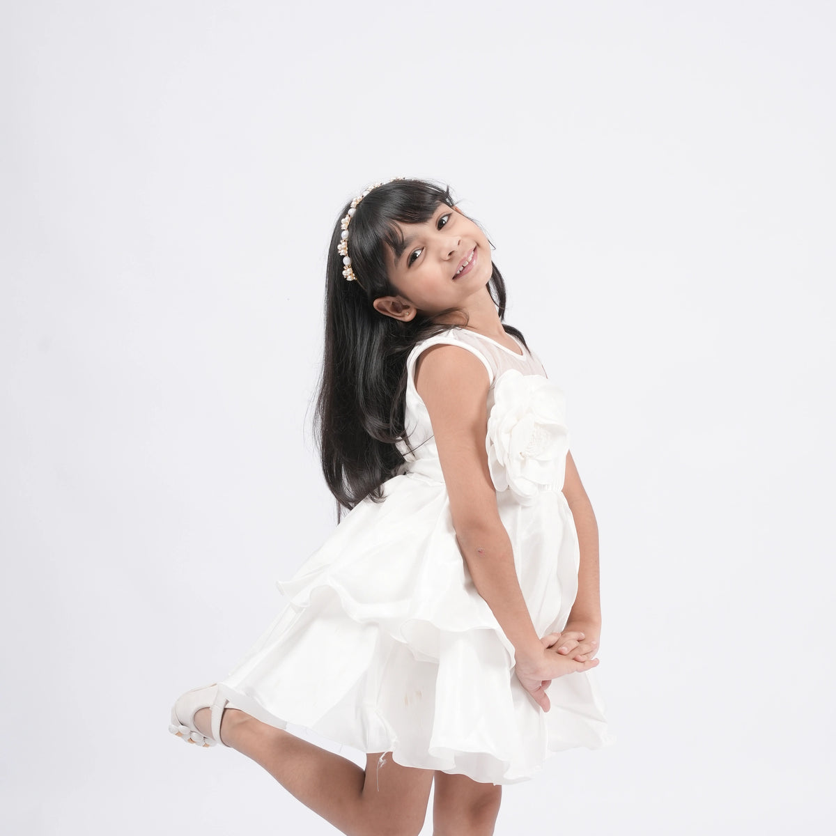 Elegant Star Flower Frock – Kids' Birthday & Wedding Outfit