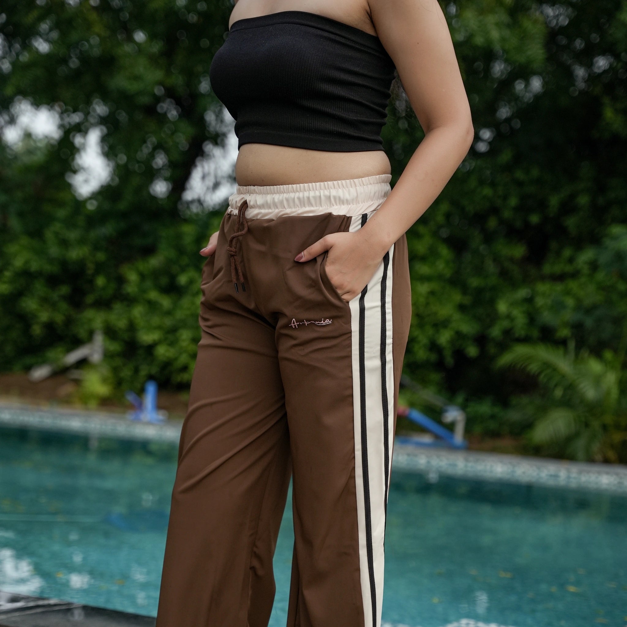 Women’s Striped Pyjamas – Sporty Bottoms in Multiple Colors (Olive, Salmon)