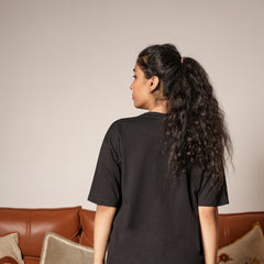 Women's Oversized T-Shirt – Winking Mickey Graphic Print