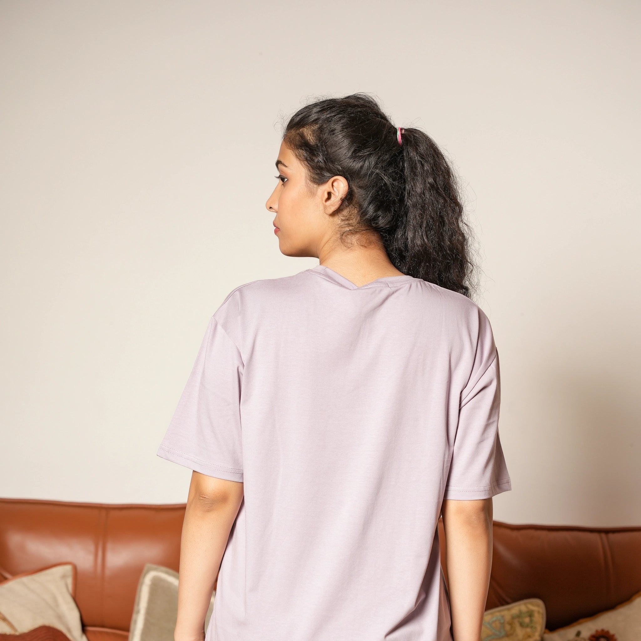 Women's Oversized T-Shirt – Winking Mickey Graphic Print
