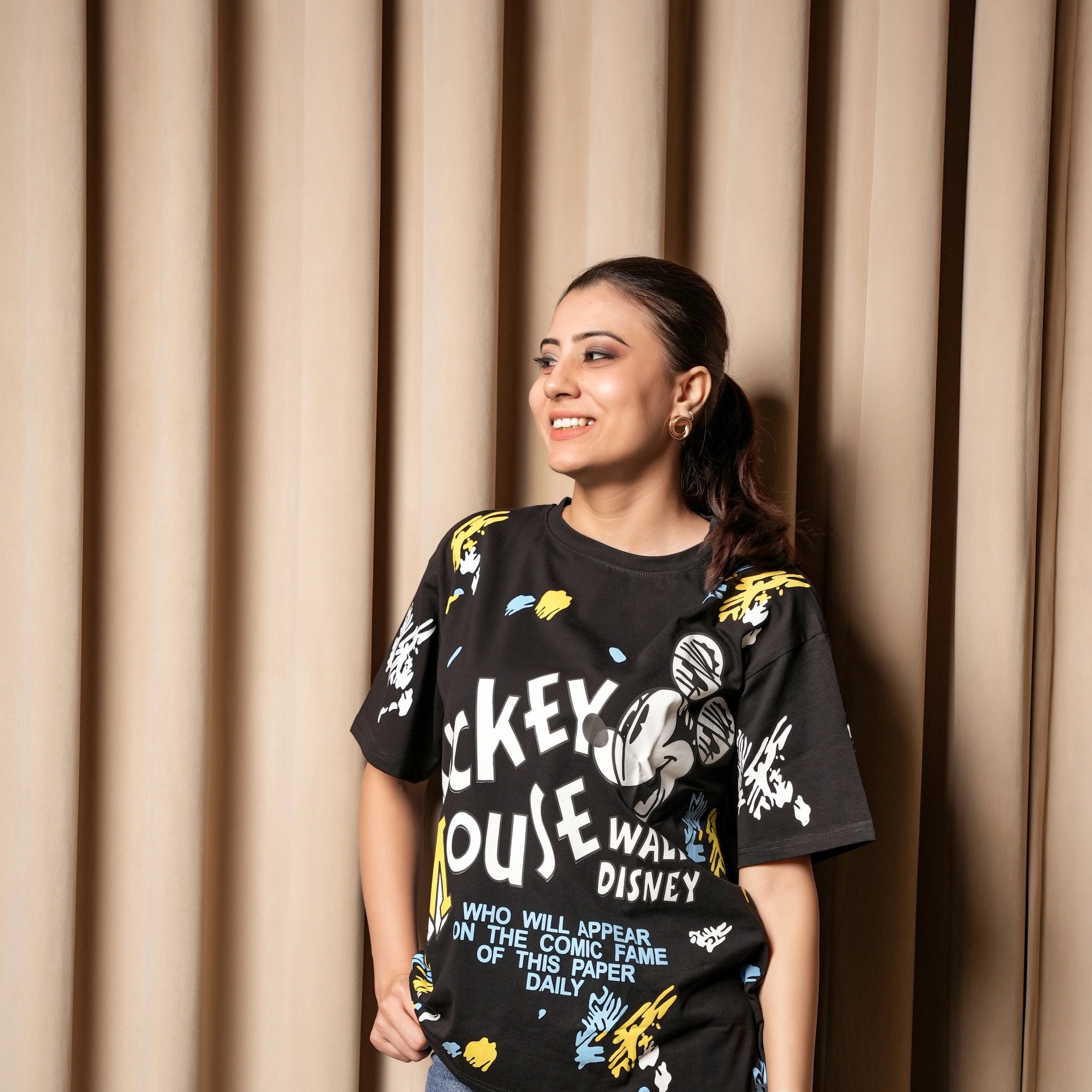 Women's Oversized T-Shirt – Mickey Mouse Graphic Print