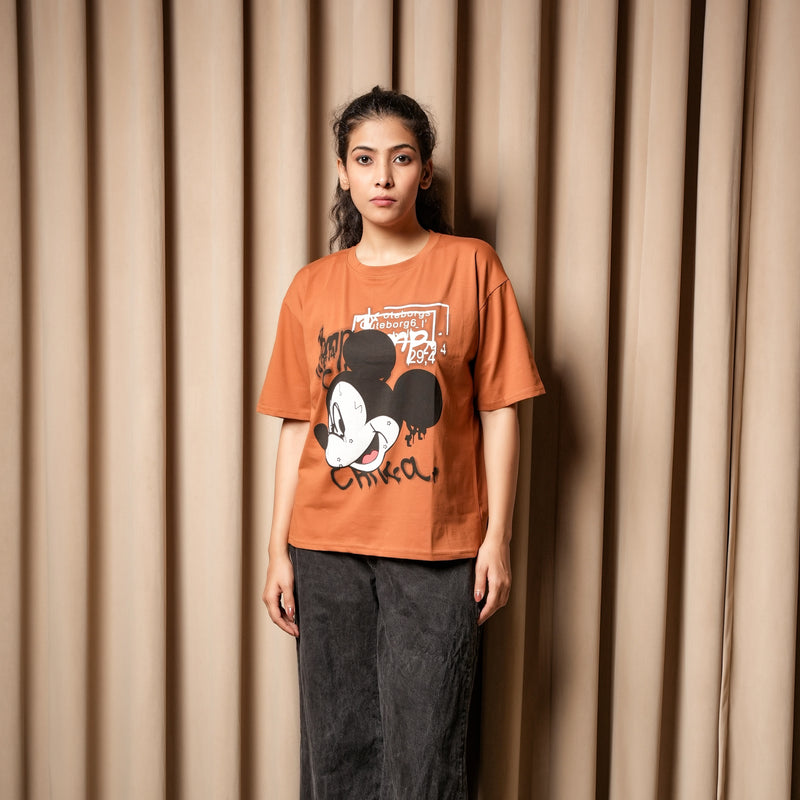 Women's Oversized T-Shirt – Winking Mickey Graphic Print