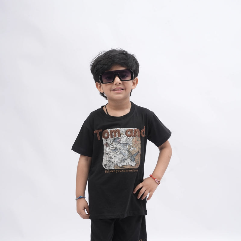 Tom & Jerry Boys’ Coord Set – Cartoon Print T-Shirt & Shorts (Black, Off White, Brown, Pink)