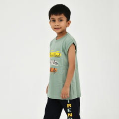 Cut Sleeve T-Shirt with Capri Set for Boys – Perfect for Playtime