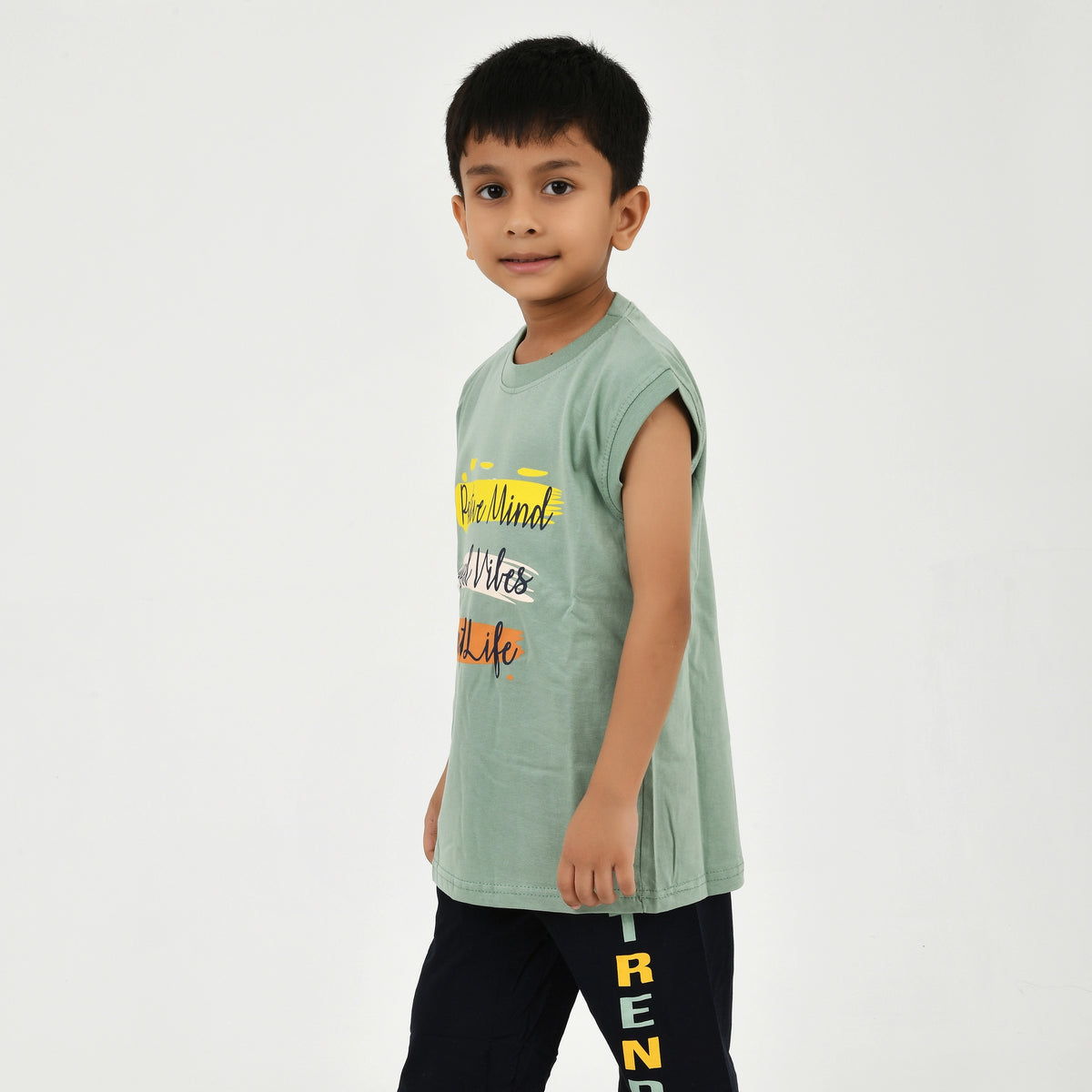 Cut Sleeve T-Shirt with Capri Set for Boys – Perfect for Playtime - image 13