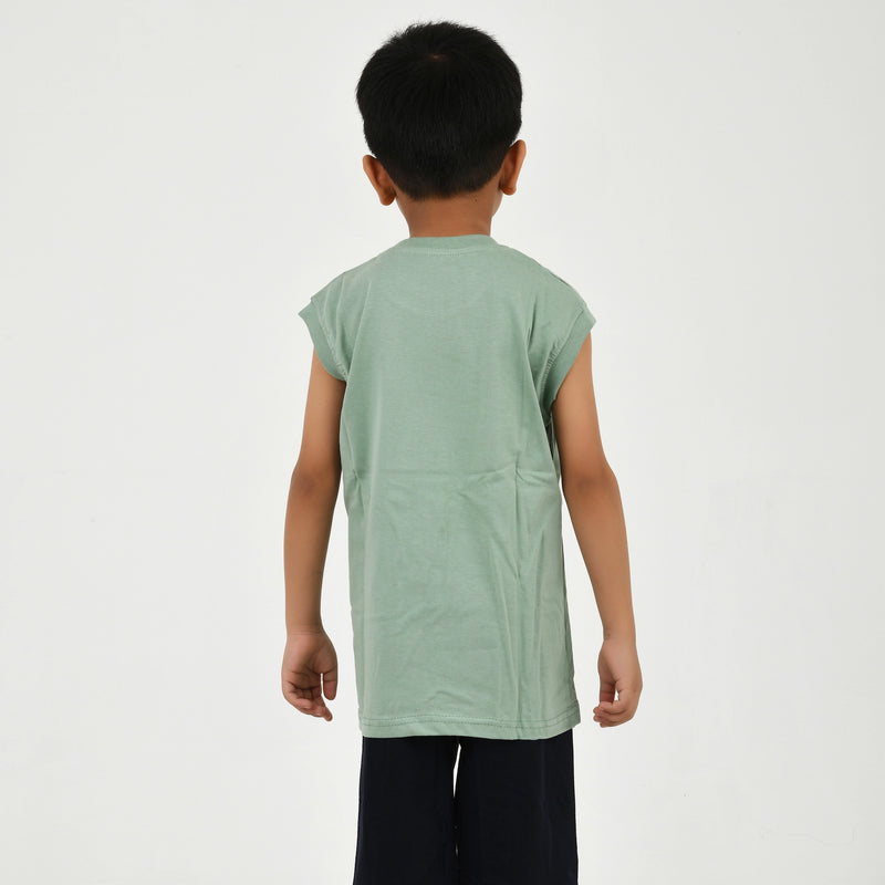 Cut Sleeve T-Shirt with Capri Set for Boys – Perfect for Playtime