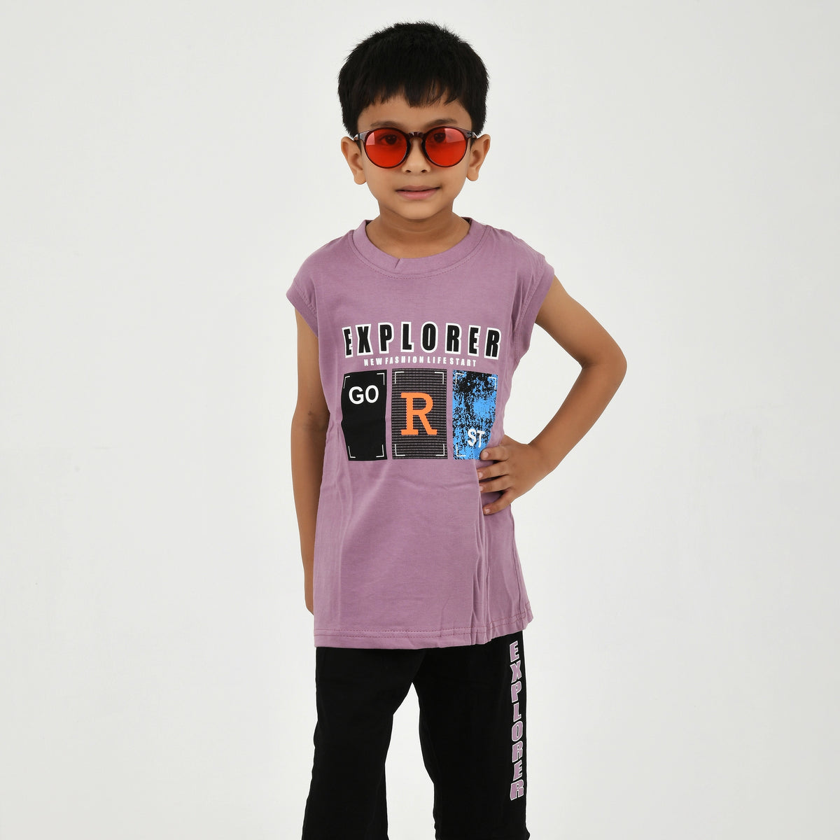 Cut Sleeve T-Shirt with Capri Set for Boys – Perfect for Playtime - image 28