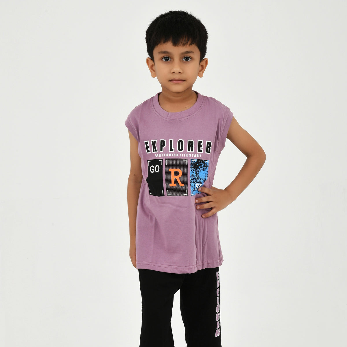 Cut Sleeve T-Shirt with Capri Set for Boys – Perfect for Playtime - image 29