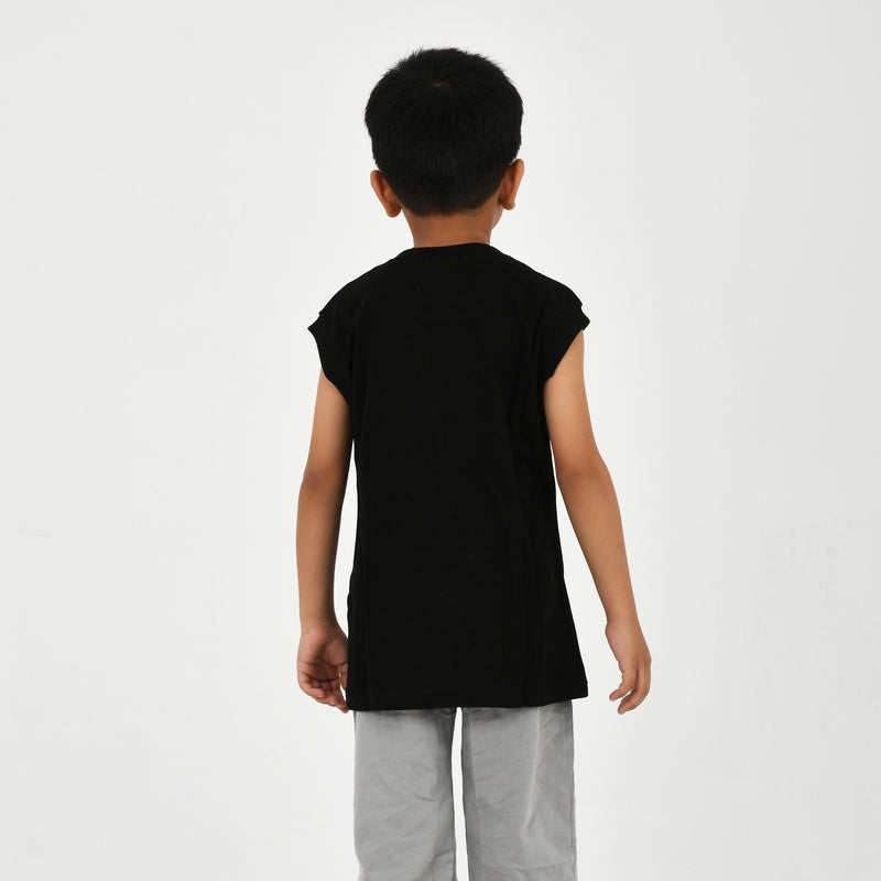 Cut Sleeve T-Shirt with Capri Set for Boys – Perfect for Playtime