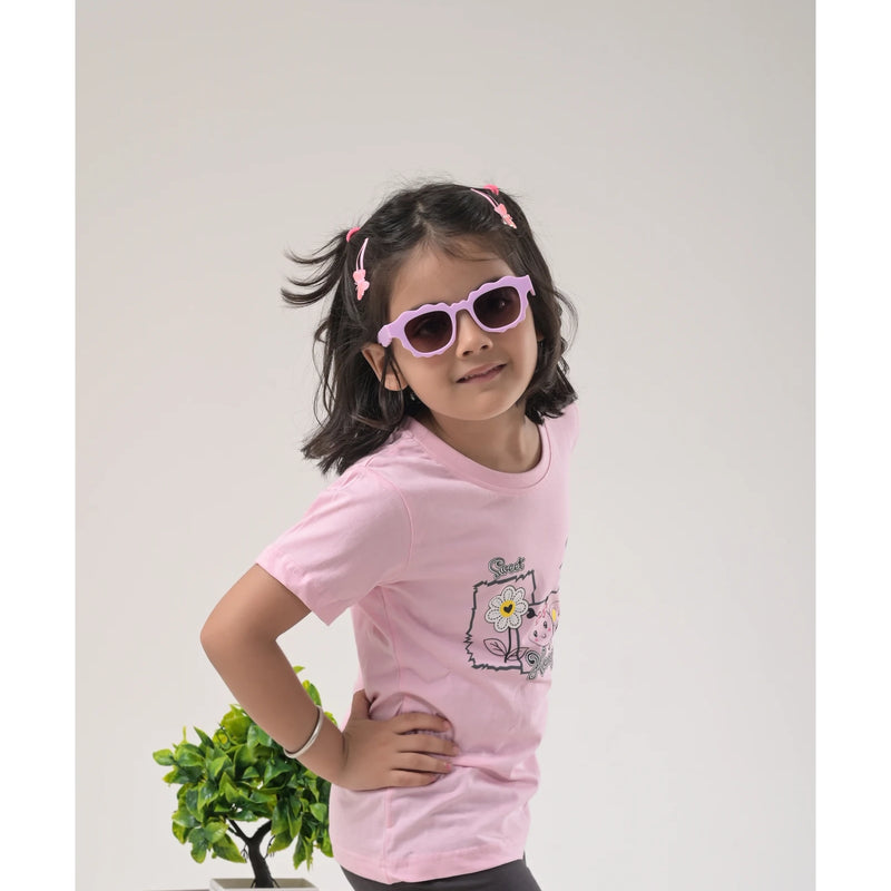 Trendy Girls Half Sleeve Top and Shorts Set – Perfect Summer Look