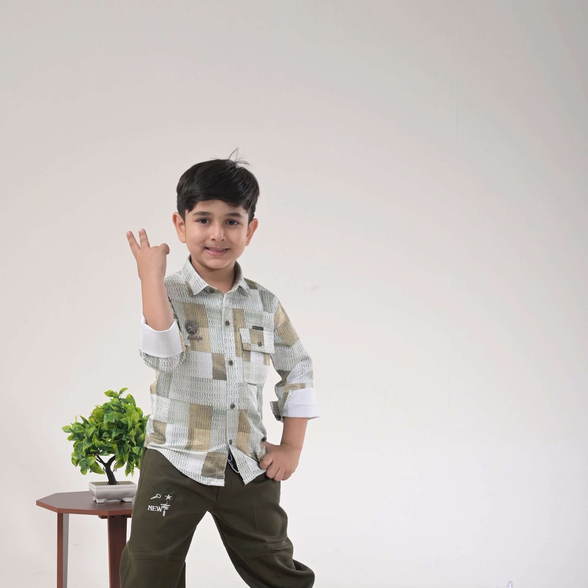 2-Piece Set for Boys – Shirt & Pant with Perfect Fit