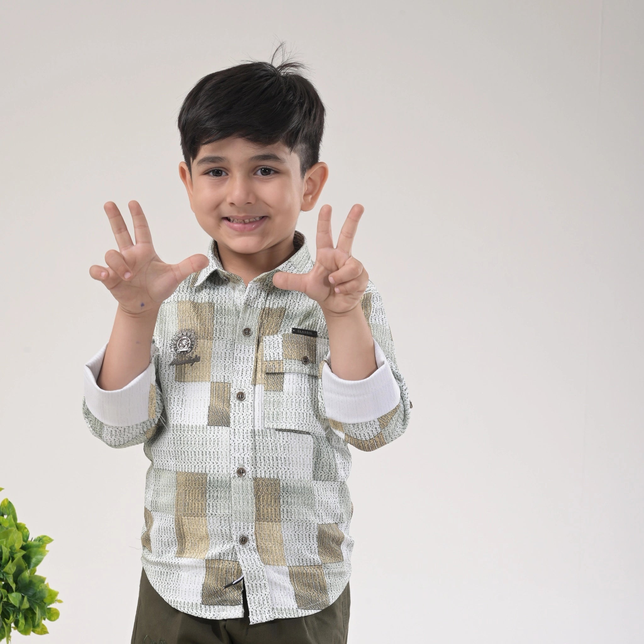 2-Piece Set for Boys – Shirt & Pant with Perfect Fit