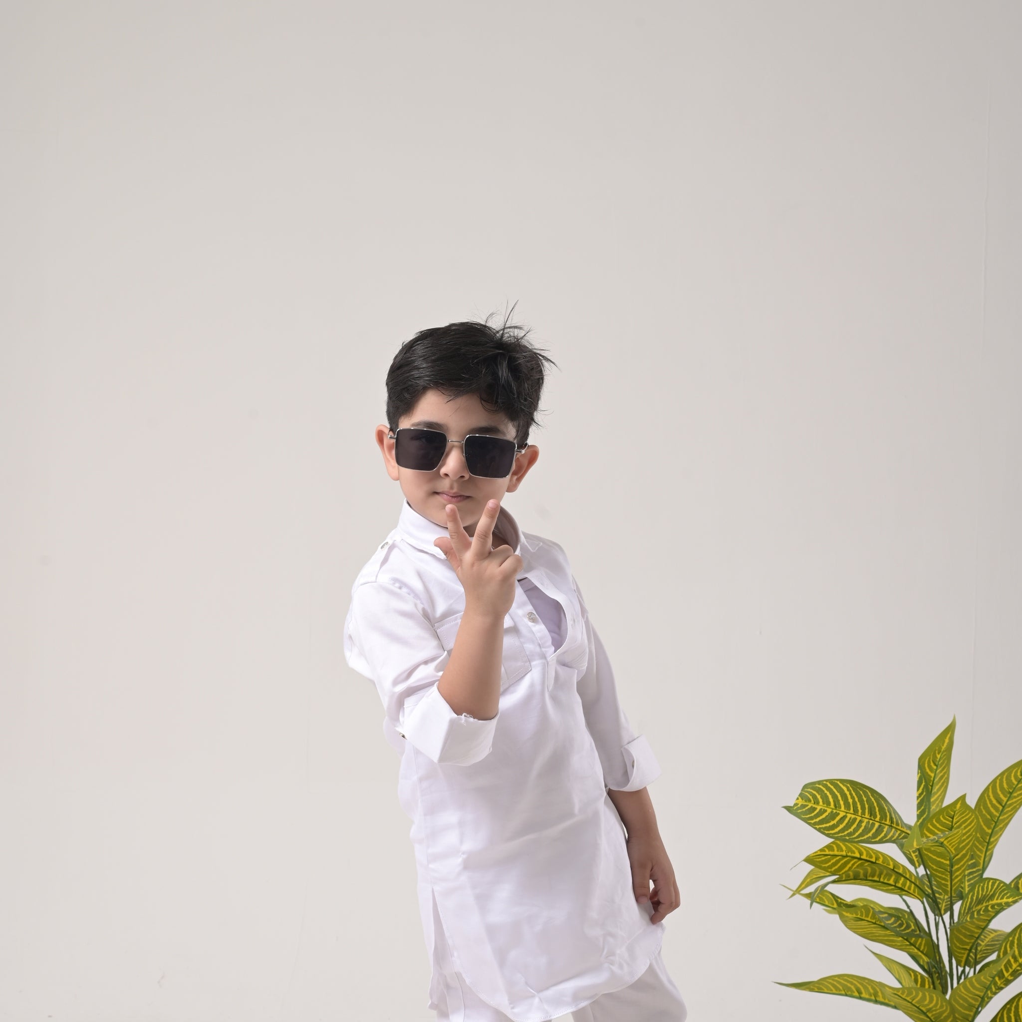 Comfort Meets Tradition – Boys' Casual Kurta Pyjama